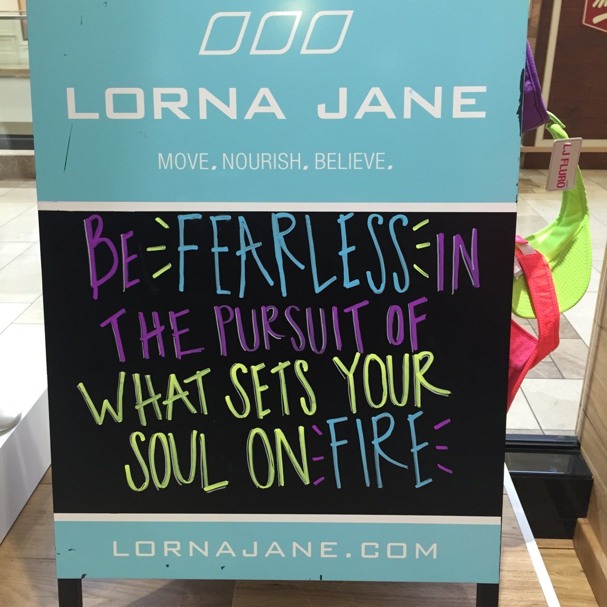 WestfieldNC's tweet photo. #MotivationMonday from @LornaJaneActive! https://t.co/k97NcAuFuB