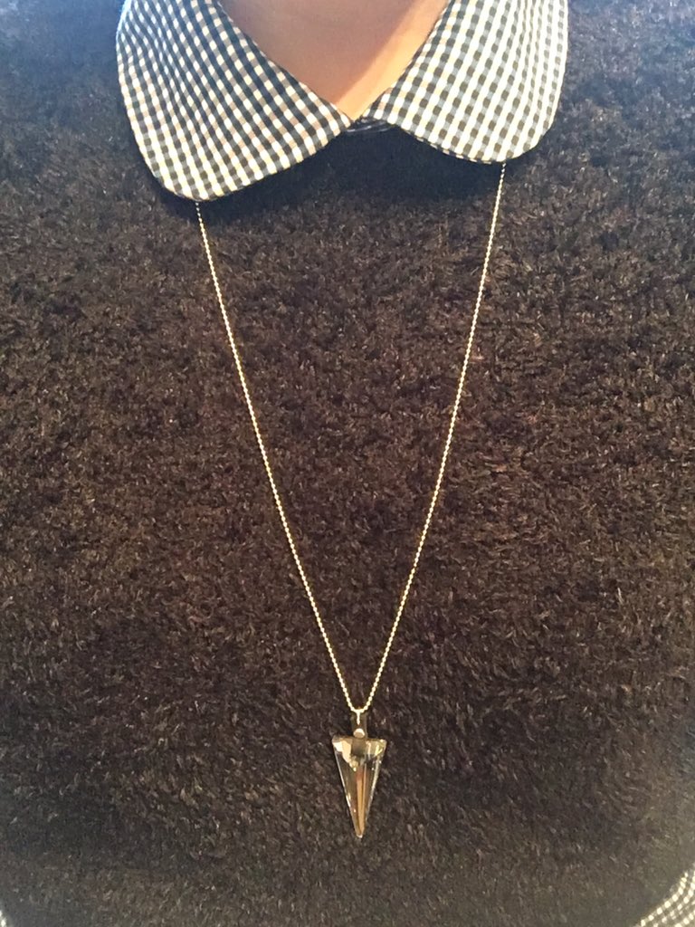 DevonDowdDesign's tweet photo. Today the Berkley necklace is blocking out the #cold 🌬❄️ https://t.co/CItHEAHWqe