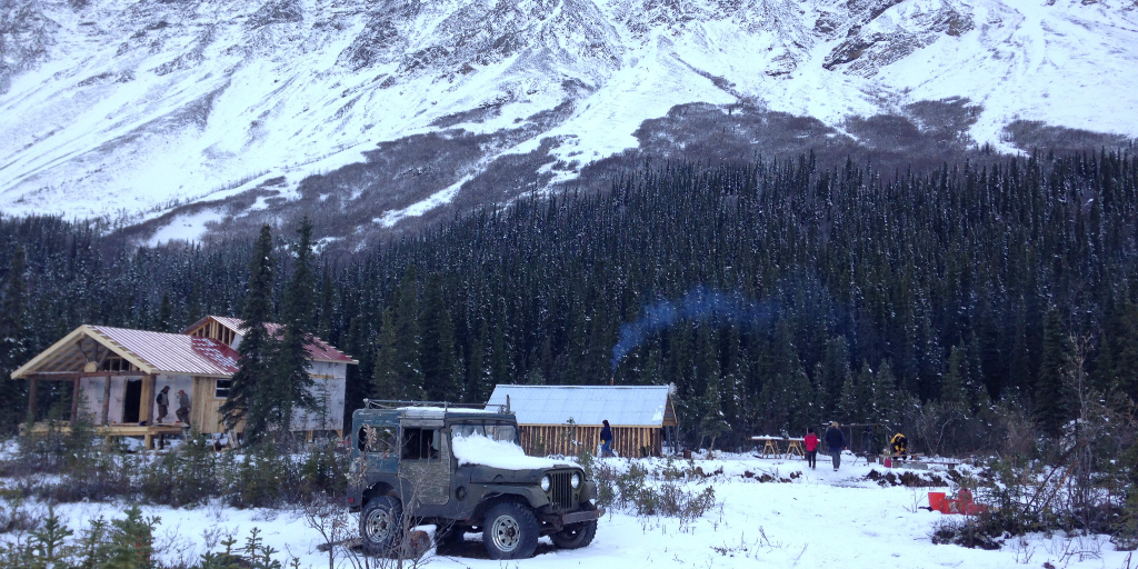 DIYNetwork's tweet photo. An all-NEW #BuildingAlaska is coming up at 9|8c. https://t.co/UdK2oGmINh