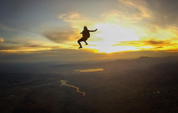 SkydivePerris's tweet photo. Doesn't ever get better than this. #sunsetload #skydivingf

Photo by Janis McGavin https://t.co/WwvtXTuBjw