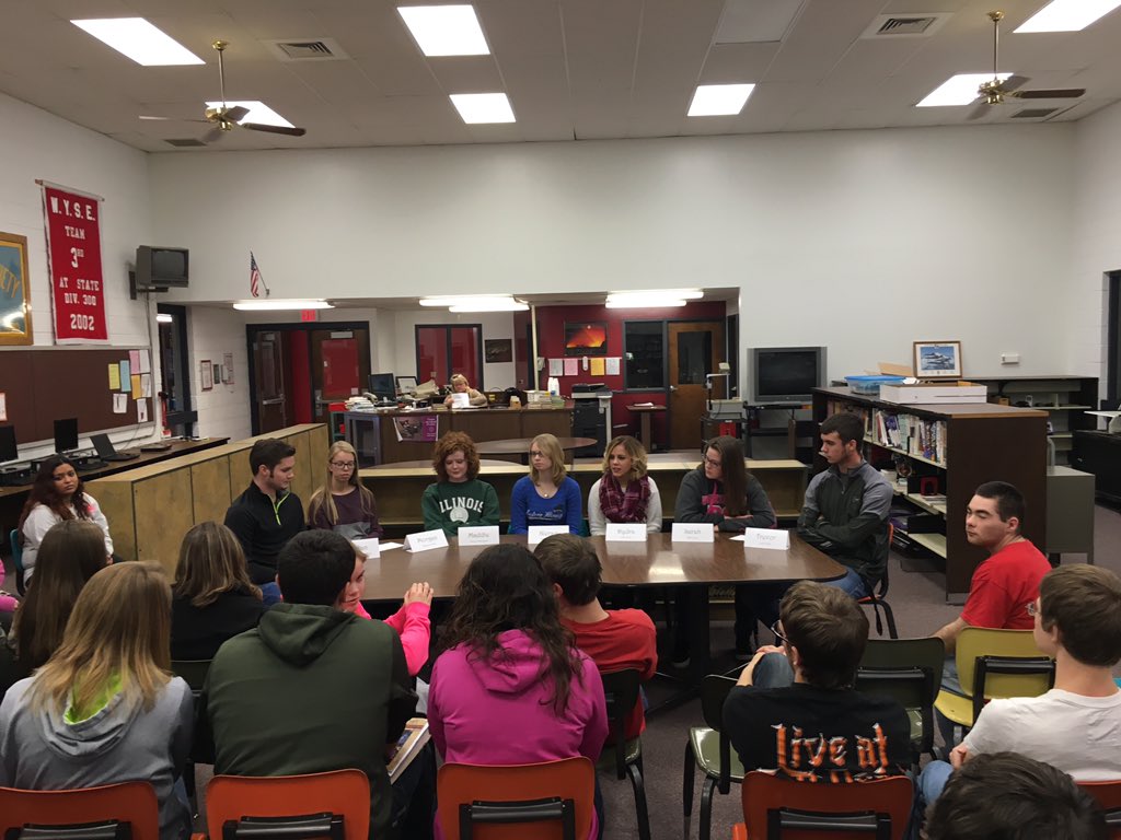 Welcome back! Neoga Class of 2015 grads return for panel discussion about college and trade school with seniors.