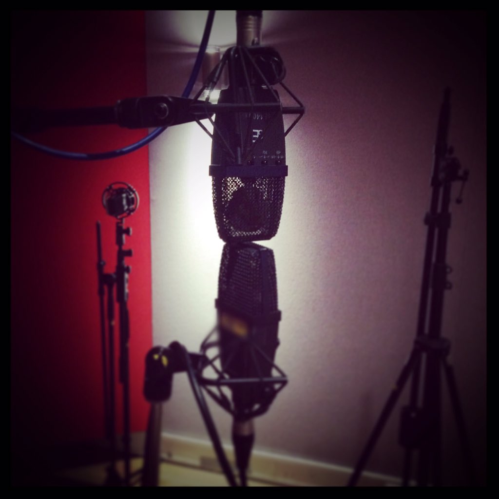 GinkaUchkova's tweet photo. Blumlein #blumlein #se4400a #sEelectronics #sEturnsfifteen ❤️ https://t.co/BJj5PpgBAo