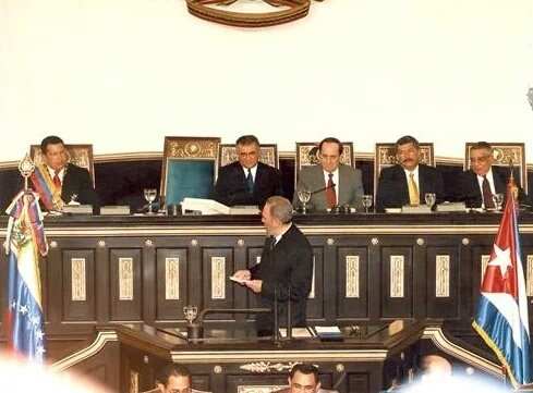 <a href="/GuaroTerepaima/">Indio Terepaima</a> de que se queja el Chavismo por la presencia de Pastrana si Fidel Castro hasta habló?