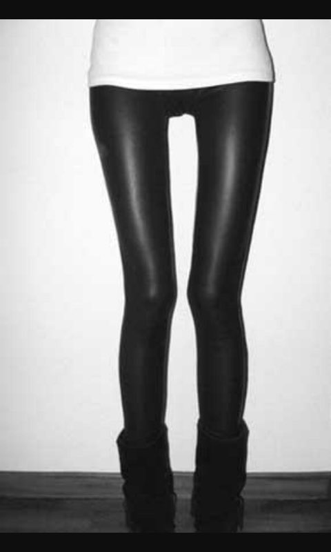 Extenued's tweet image. 2016 me Voila.