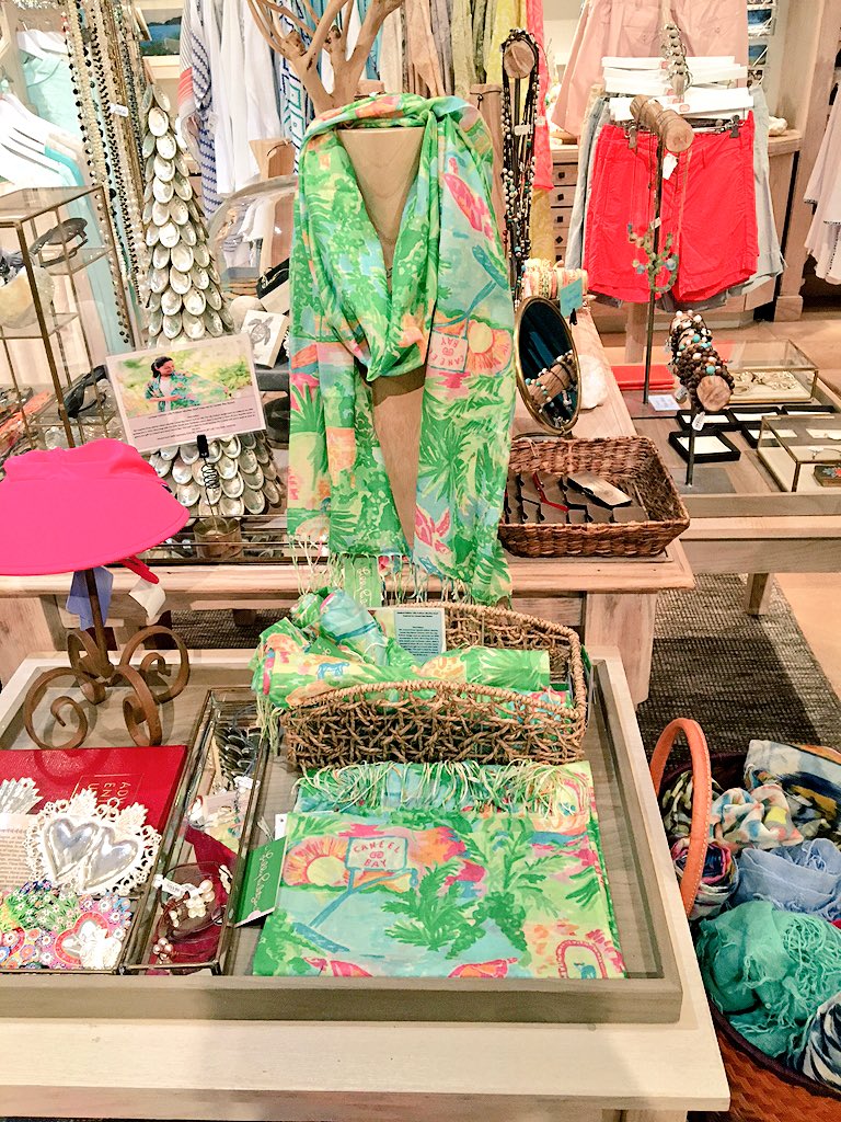 Caneel_Bay's tweet photo. Get your very own custom Caneel Bay @LillyPulitzer scarf at the Cololoba Boutique at the resort #stjohn #usvi #ttot https://t.co/fXvb8e61rE