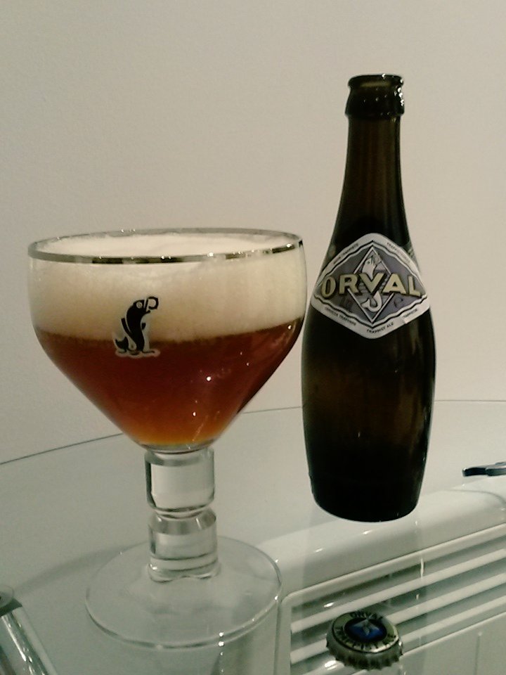 RabAiken's tweet photo. @CraftBeerHour cushioning the blow of the return to work with a classic brew #orval #craftbeerhour #funkymonks https://t.co/JARI5sgZLk