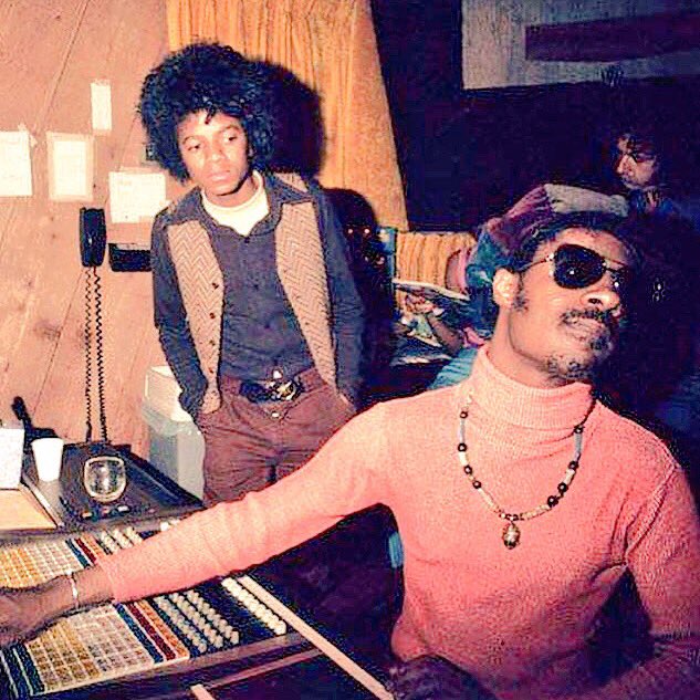 TheNxtLab's tweet image. #HistoricMoments like this are should always be a musicians goal.