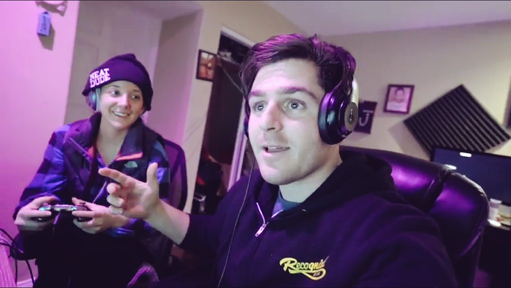 JulienFans's tweet photo. Sick being able to watch the guys on Twitch now! Can't wait for regular streams🙊 https://t.co/KTixyFUO0L