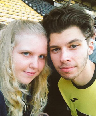 KonnakolEmily's tweet photo. Tagged by .@LouisTlover1. @vickykeenan35 @JakeSimsGirlXx @GrahamSWeirdos @sophie_lovesjls @EllieThompsonS @AshaKika https://t.co/abF2oerGxO