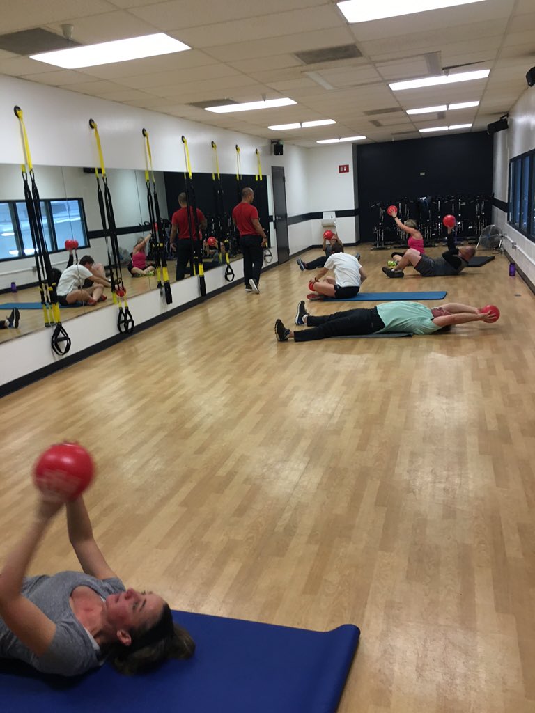 ChannellNicole's tweet photo. Had some fun at #ShapeUpReno today FREE public weekly class in partnership with @CityofReno #fitness #inspire https://t.co/1Hk92sfo6Y