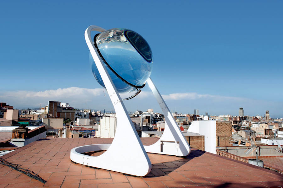 reflectsun's tweet photo. Projet Rawlemon: la concentration #solaire au travers d'une sphère d'#H2O ☼ #soleil #eau #pv
https://t.co/iMXS62xUpL https://t.co/L6dQAKb80L