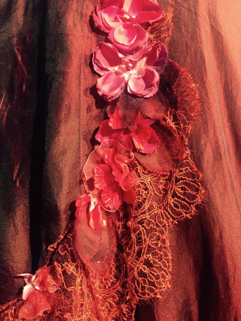BostonBallet's tweet photo. Happy #TutuTuesday! This dress belongs to the young, romantic Tatiana of our next production, Onegin! https://t.co/G61WMXziMY