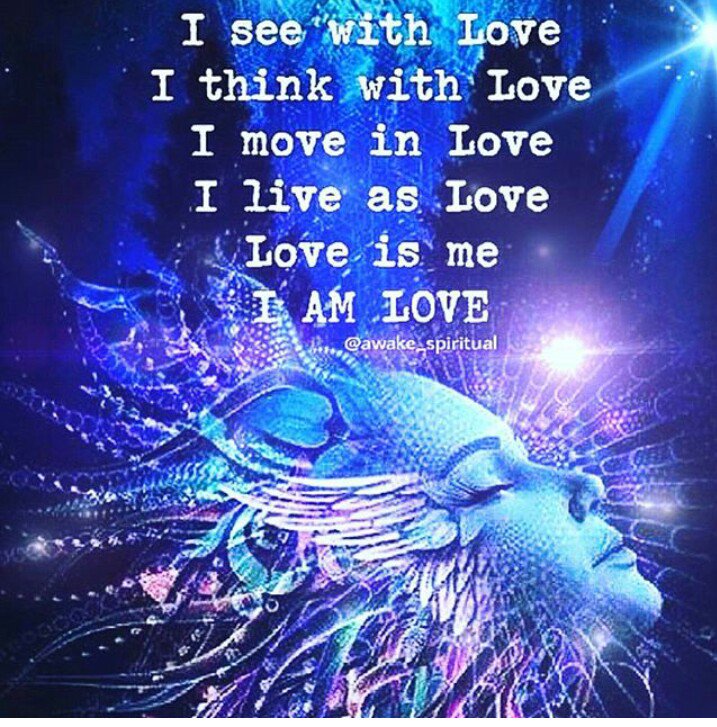 maha_windsor's tweet photo. I am that love 😊 https://t.co/LVus35GRbc