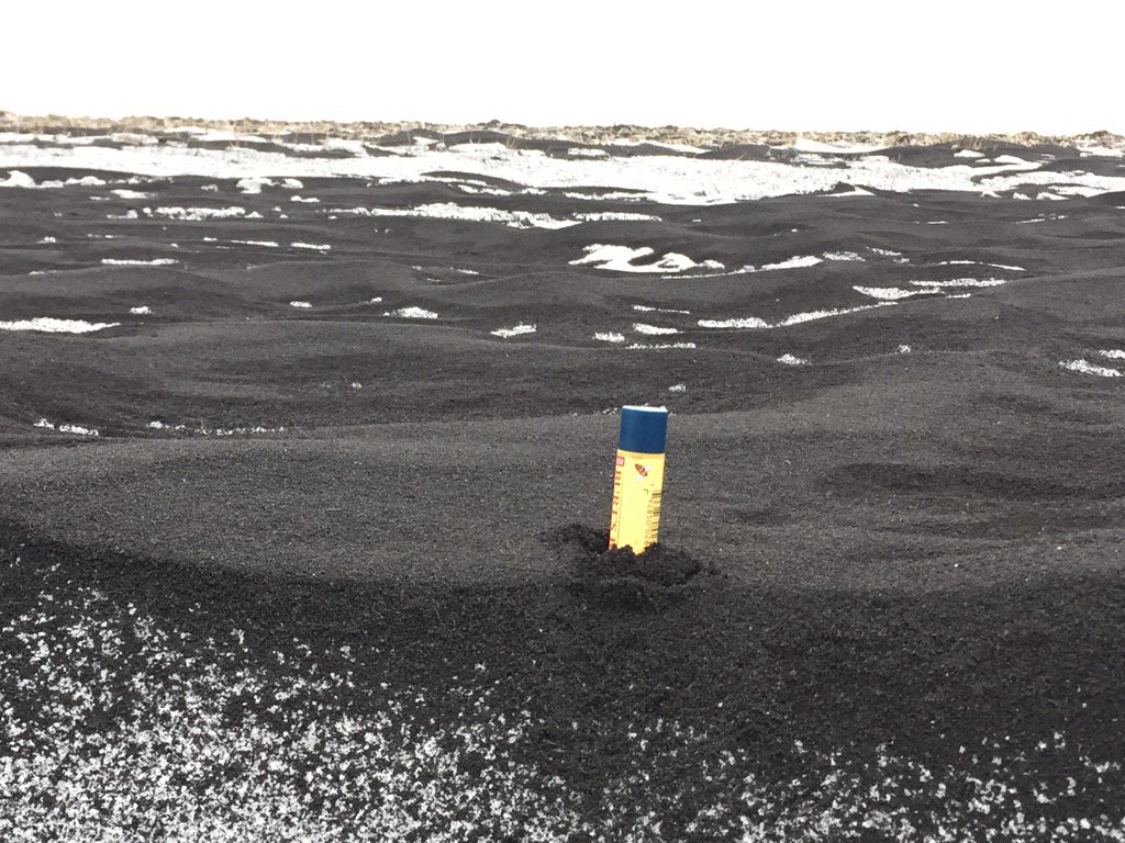 NDsoilhealth's tweet photo. Again, too much soil moved with the high wind gusts last night - residue would have been helpful #soilhealth https://t.co/DqQ7ZklRPr