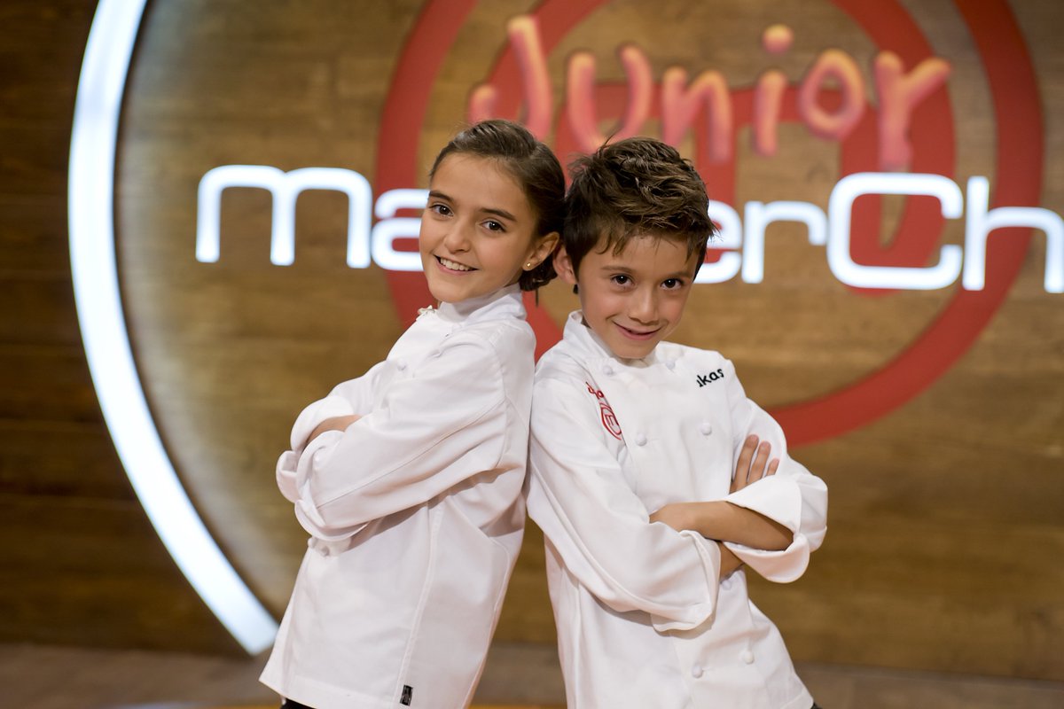 MasterChef_es's tweet photo. Como diría @ChloeMCJ3 la final de #MCJunior entre @MariaMCJ3 y @LukasMCJ3 será algo #épico #Fuerza https://t.co/cCrjfytKm9