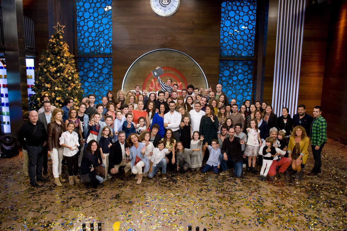 ShineIberia's tweet photo. Gracias a los que nos acompañastéis cada martes #MCJunior y a los que nos ayudáis a hacerlo.
Pronto, #MasterChef4 🤗 https://t.co/lhlR997Tcf