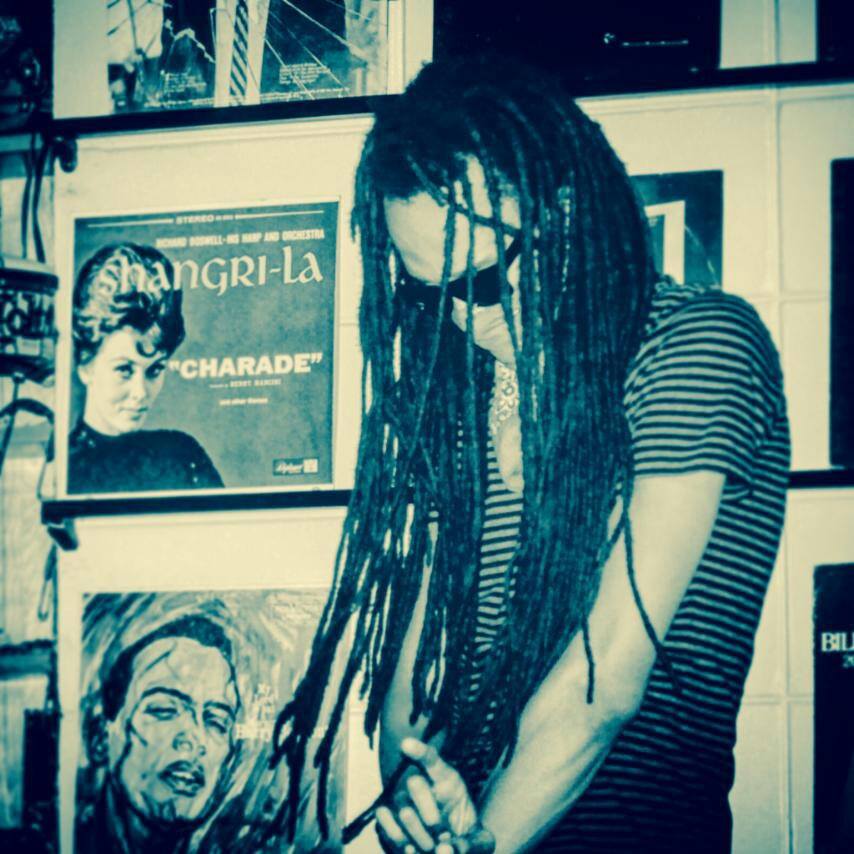 TheTrackAddictz's tweet image. New single from @GatzBMuzik - "IDK" EMPTY CLIPS - soundcloud.com/gatzb-1/idk YES!