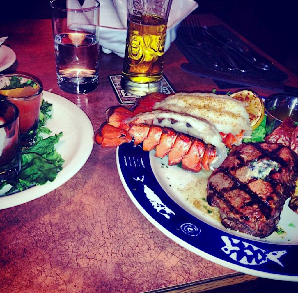 DanHarrisSteak's tweet photo. Our Surf and Turf is a local fan favorite! Instagram photo: @urknifedude #ddhsteakhouse 😊😊 https://t.co/gyjRcUgAr6