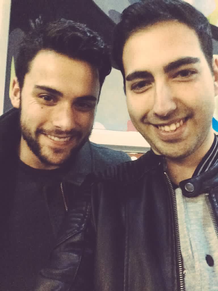 falaheepics's tweet photo. New pictures with fans https://t.co/liV298X8Ue
