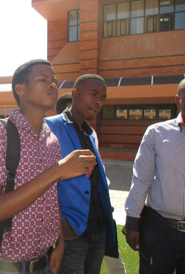 droza7's tweet image. 