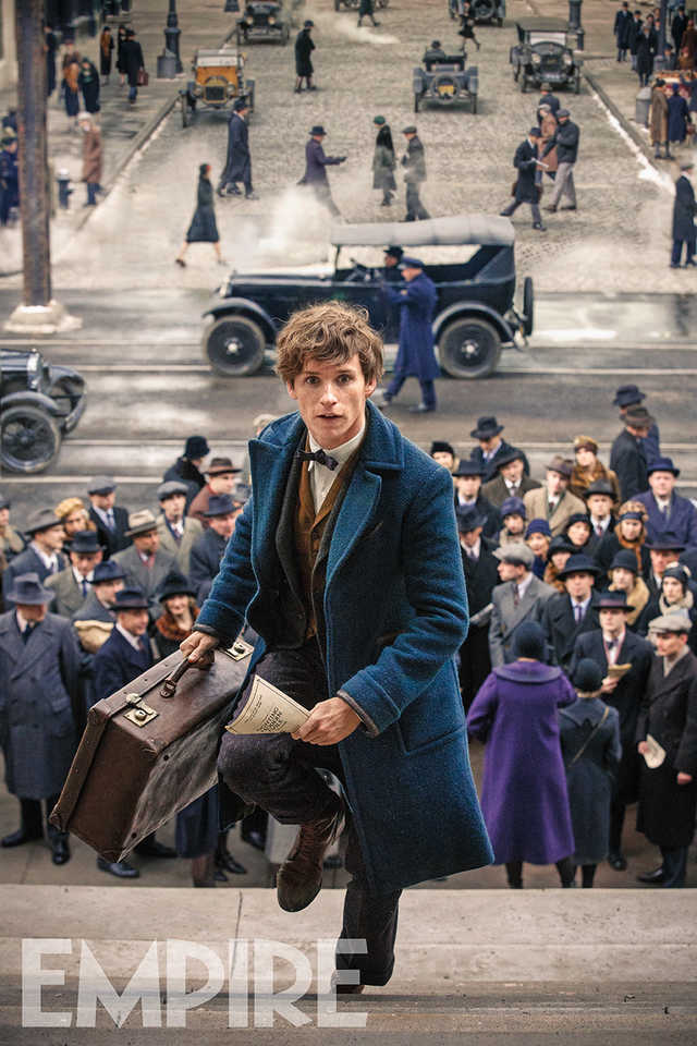 IMAXNL's tweet image. #EddieRedmayne hard op zoek naar @FantasticBeasts! Vanaf 17 november in @IMAXNL!