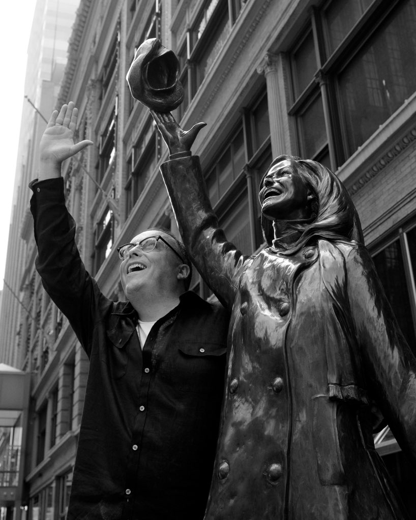 HBD MTM: Happy Birthday to my lifelong crush Mary Tyler Moore. I visited her statue on my first Minneapolis visit... 