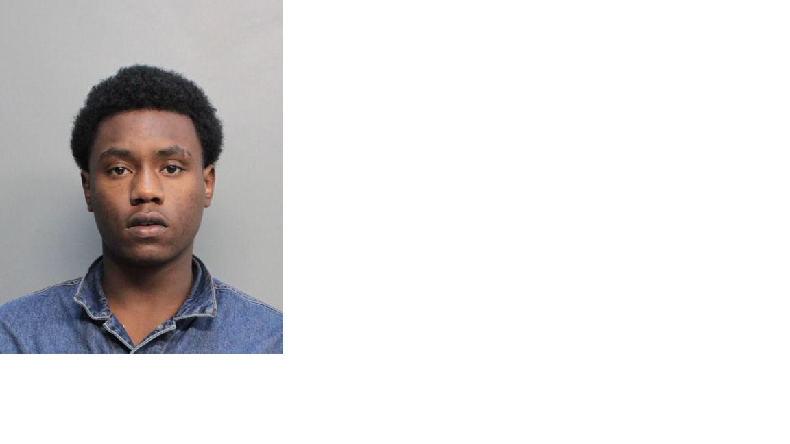 BREAKING: Teen wanted in deadly shooting of 7-year-old boy in custody. bit.ly/1ZxmEgW https://t.co/xqIN5Va1tx