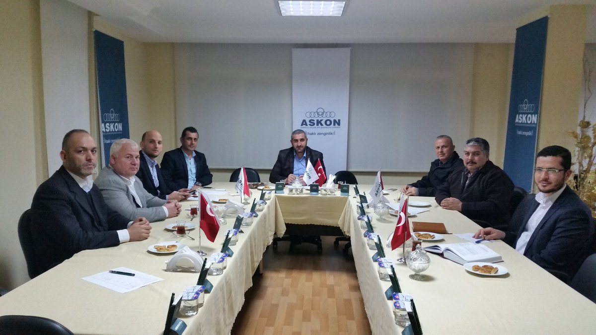 Yönetim Kurulu Toplantımız başladı... <a href="/recepcaliskan/">Recep ÇALIŞKAN</a> <a href="/imamhiradagi/">İmam Gazali HIRADAĞI</a> @ASKONorgtr