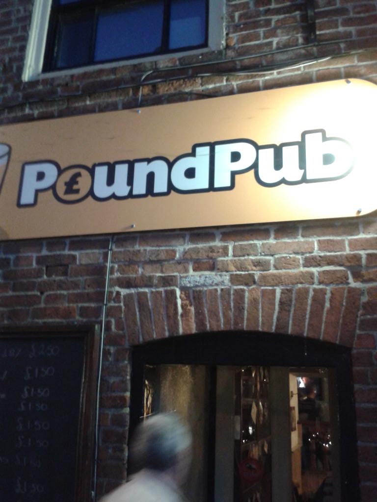 spennyb66's tweet photo. Oh yes. My favourite ever pub! I'm welling up! Never confused. Beautiful beer. #Almurrey #poundpub https://t.co/uItedXUc41