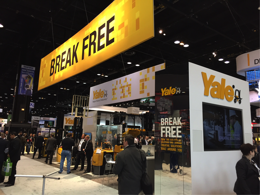 YaleLiftTrucks's tweet image. #Highlightsof2015: #BreakFree from inefficiency at #ProMat2015 in Chicago