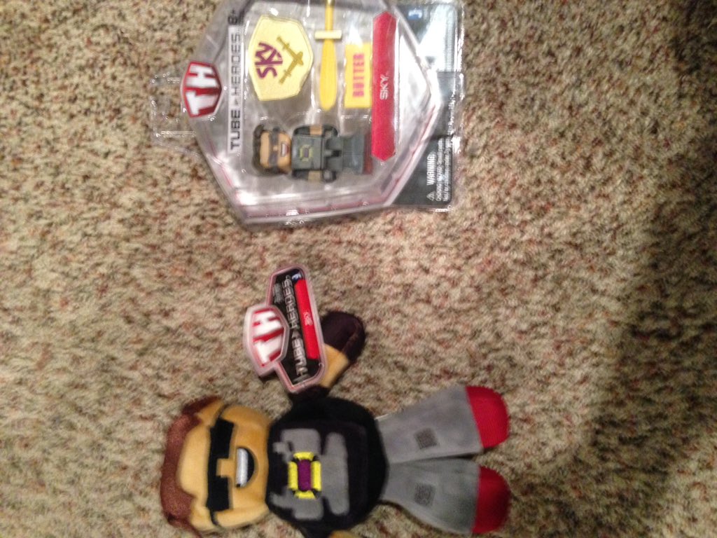 Durston_Is_Boss's tweet photo. Hey @SkyDoesTweeting look what I picked up today 💛 https://t.co/RJY0g6M3vR
