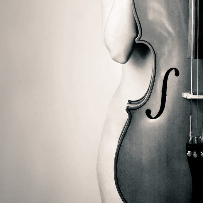 либман хелен виолончелистка. девушка с виолончелью. женщина виолончель. девушка с виолончелью. амадеус электрик квартет.