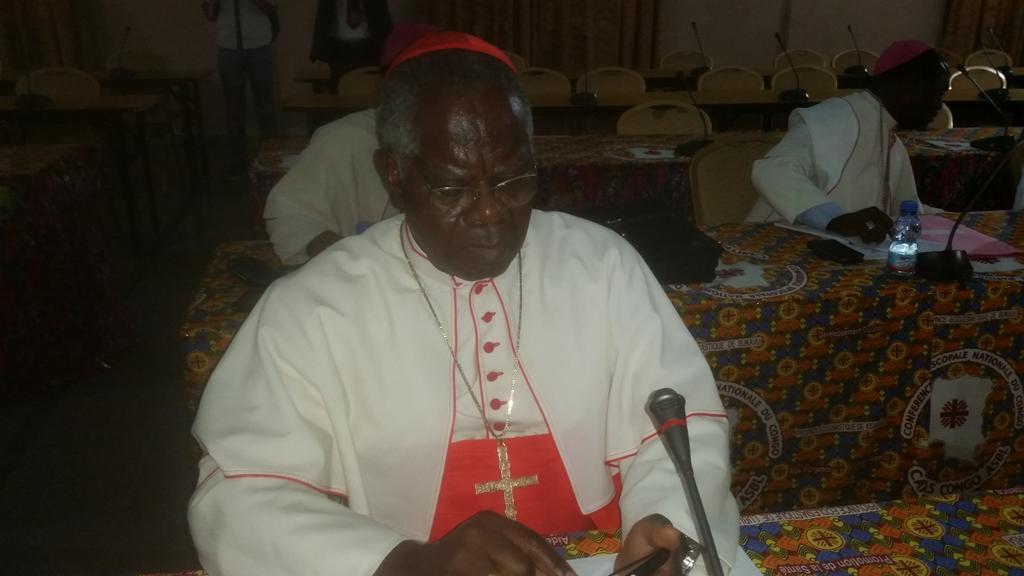 VitalKamerhe1's tweet photo. Rencontre constructive avec les évêques catholiques, CENCO, sur la sortie de crise #RDC #FrontCitoyen2016 #TELEMA https://t.co/tNlSzSbChJ