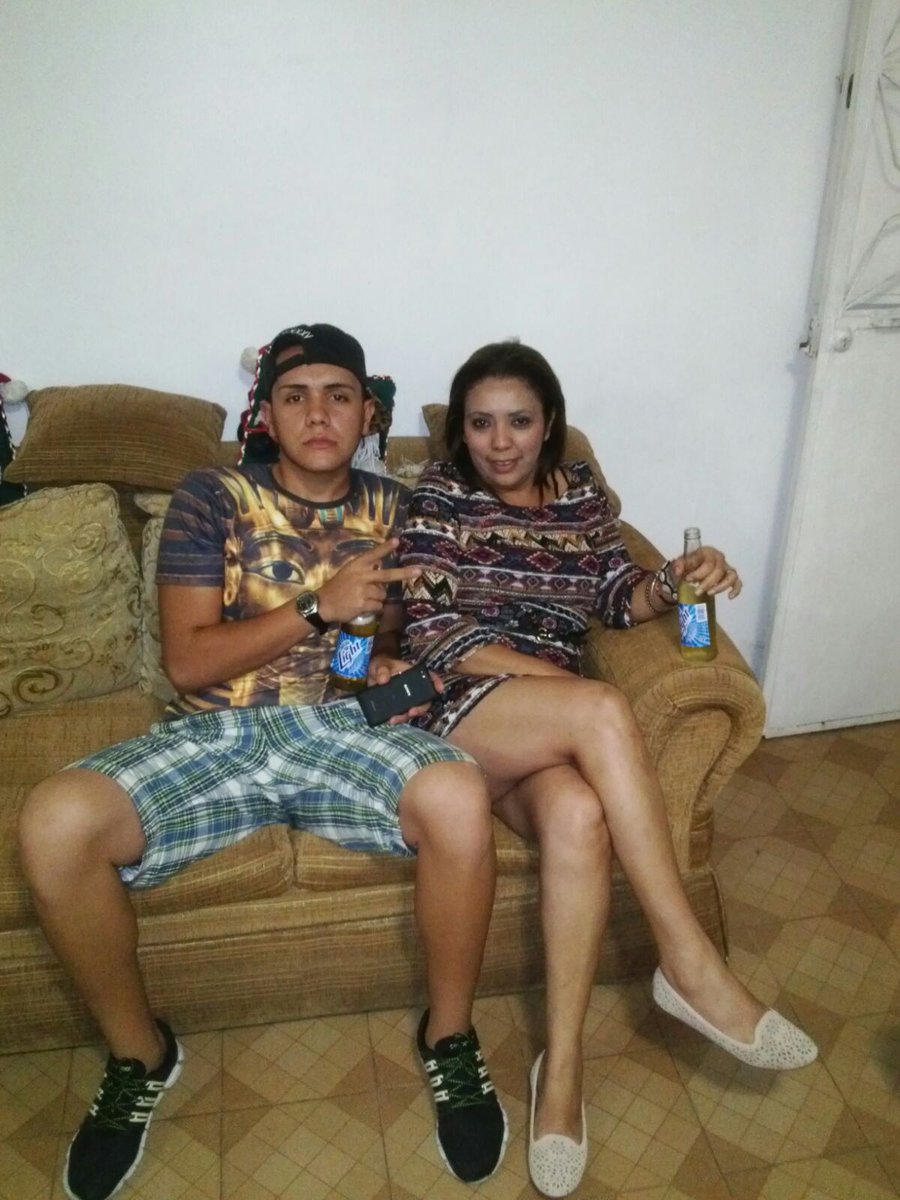 ixcen1's tweet photo. I Love B-) https://t.co/VDfkuSo2TS