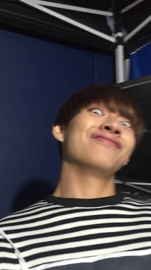 seunqyounn's tweet photo. Happy belated birthday lah #udhgituaja https://t.co/Iugo2BABNx