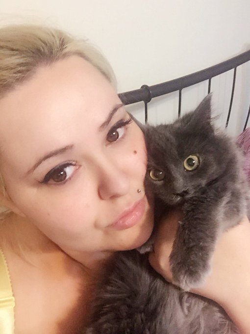 My new Xmas kitty YODA !!! https://t.co/3Y1hvQ4kmv<a href="/tag/thecdnbrewhouse"class="tags"><span>#thecdnbrewhouse</span></a>