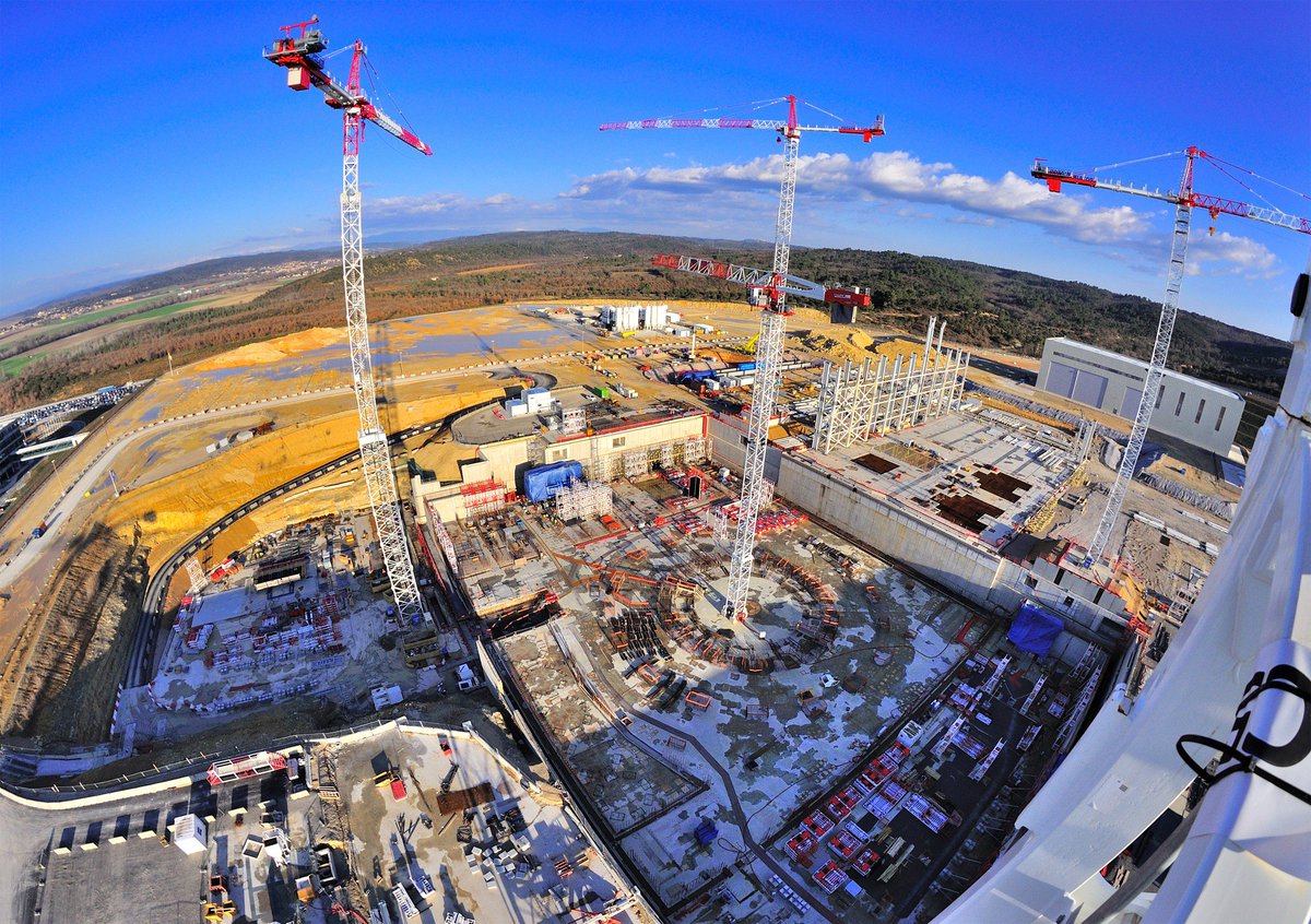 ferrovial_es's tweet photo. ITER, la mayor instalación experimental sobre viabilidad de energía de fusión https://t.co/9NQWANqDqO #Proyectos2015 https://t.co/BCdy4bgg6p