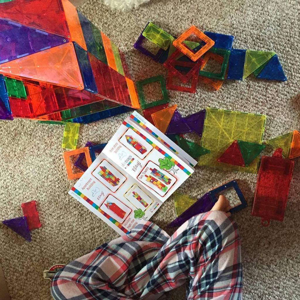 teachmama's tweet photo. love these so much
#faves #besttoys #kidbuilders #stem https://t.co/N0nFn9FHDK https://t.co/KwHxPdBd0w