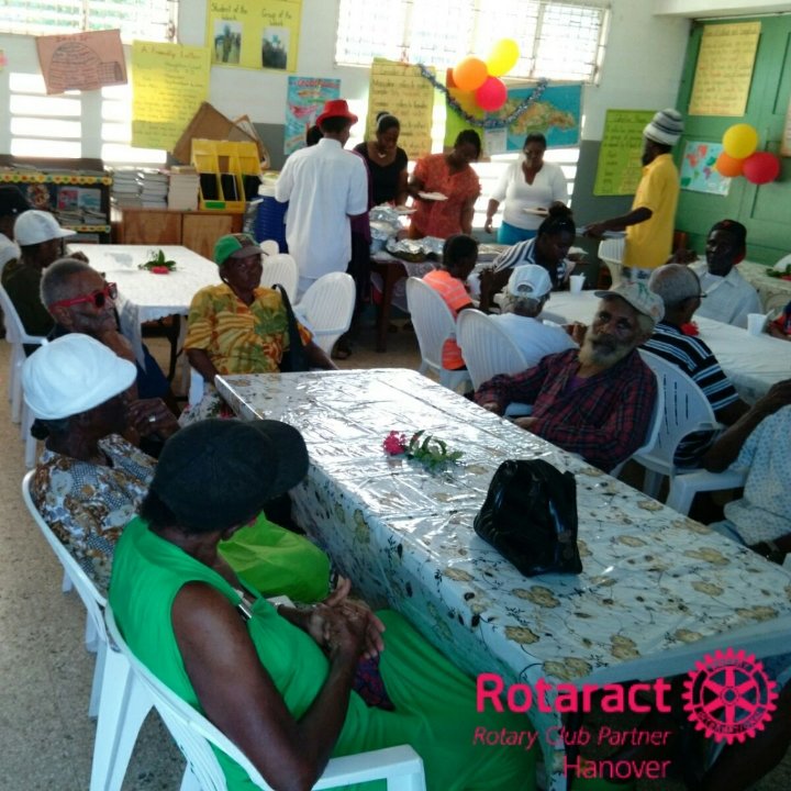 HanoverRotaract's tweet image. 22/12/2015 Annual Senior citizens treat #rotaracthanover #rch #unleashtheawesome7020 #rotaractd7020 #servefromwithin