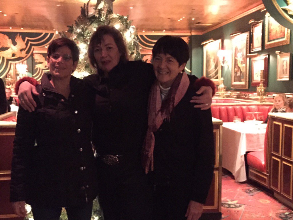Deborah Chin On Twitter Holiday Time With Hofer Gina