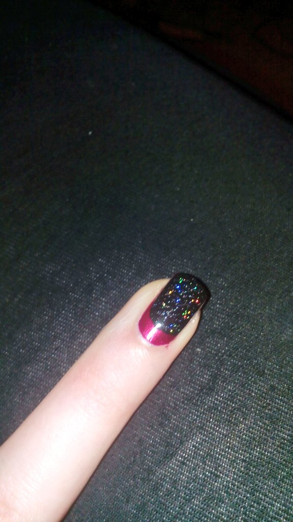 LizVsClub's tweet photo. My new years eve nails
#rednails #blacknails #glitternails #silvesternails #DIYNails #Nailliqueur #Naturalnails https://t.co/j8J8lqwLqJ