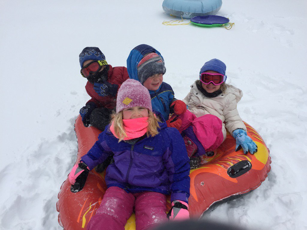 Todd_Gutner's tweet photo. Awesome! #Ch6Snow https://t.co/I7DXKPPxpT