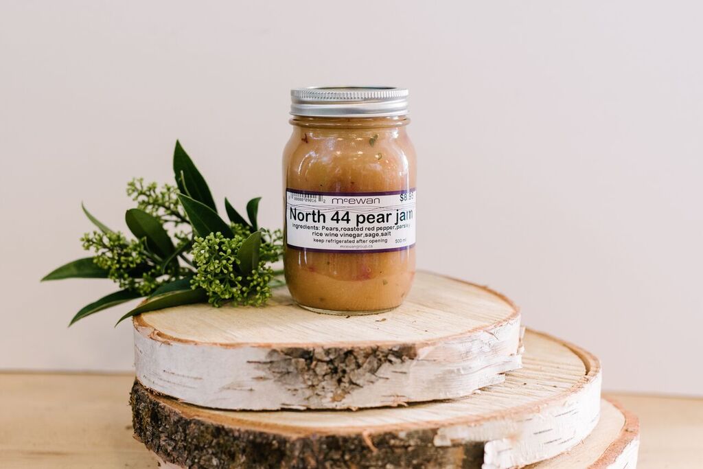 Try #McEwansOwn #North44 Pear Jam as a spread for crostini!