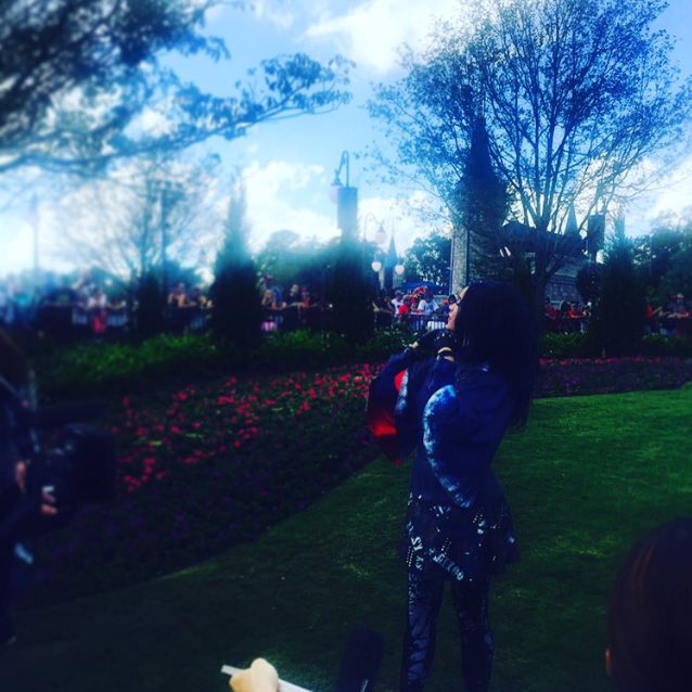 Such a beautiful day... 💙🍎