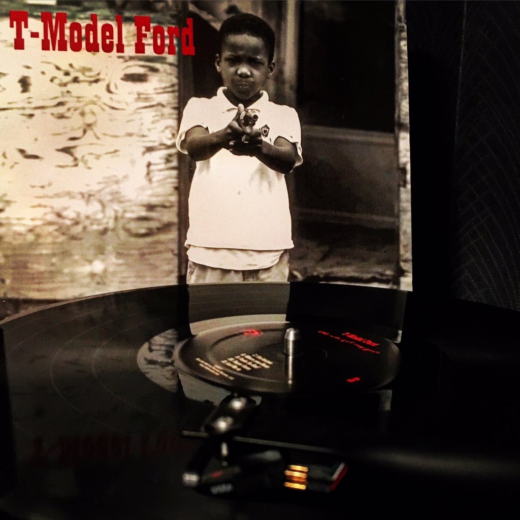 ewangunn's tweet photo. #spinningnow is T-Model Ford - Pee Wee Get My Gun. Truly awesome. #vinyl #turntable #tmodelford #blues #deltablues https://t.co/ER0S221PXH