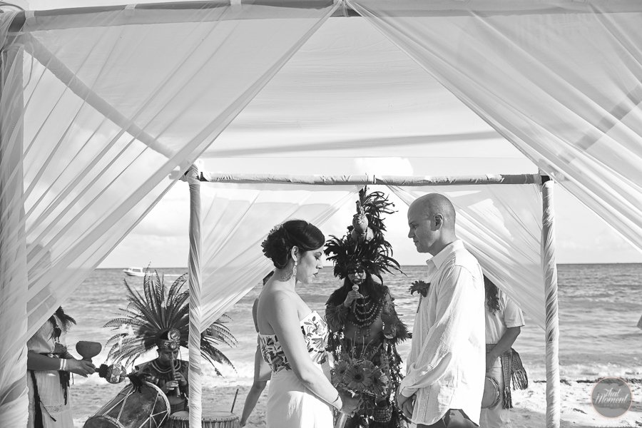 EventsWeddingMx's tweet photo. #wedding #destinationwedding #rivieramaya #yesido #brideandgroom #spirituality #spiritualwedding #mexico https://t.co/Pih1FItS79