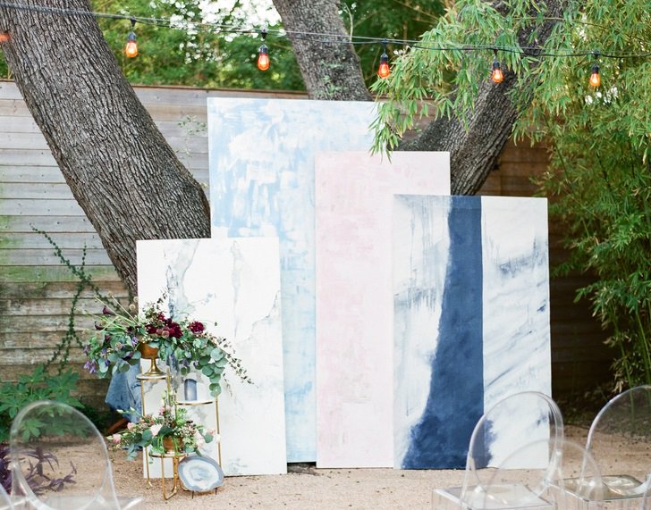 Is blue one of your wedding colors? Get inspired by these ideas from real weddings: knot.ly/6012BVa9p