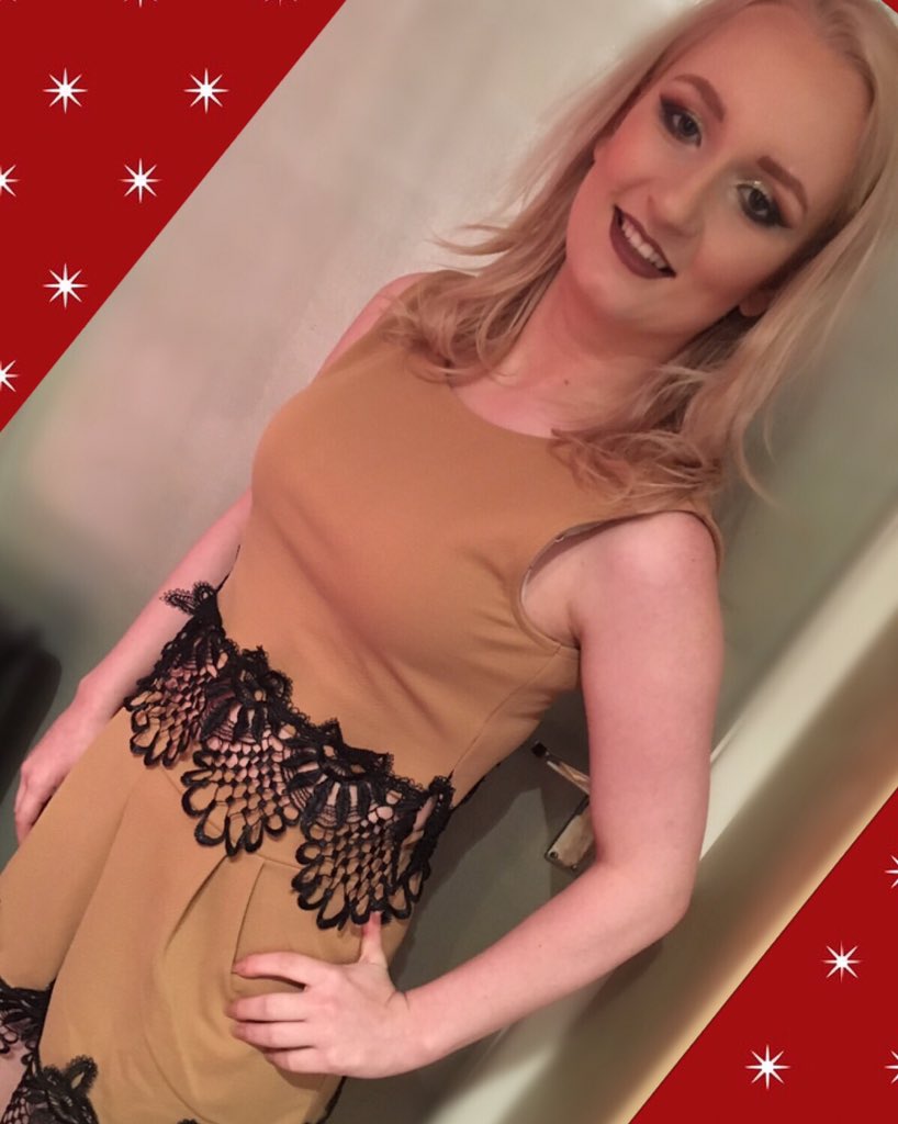 bubblybexbeauty's tweet photo. I'm back! New post up ft @luxemme  https://t.co/eehSxOKOdW @FemaleBloggerRT #fbloggers #lbloggers #girlgang #fashion https://t.co/iN0EEvn6JP