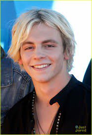 Happy Birthday !!! Ross Lynch and enjoy your 2016 and 20years God bless you 