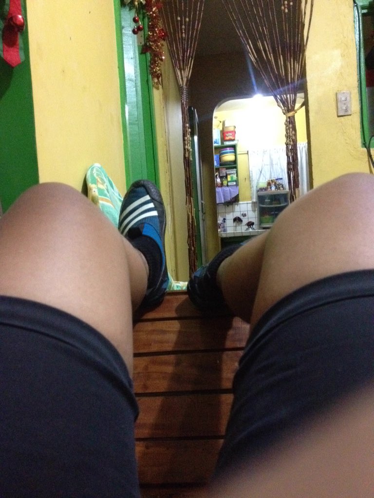 damgnzls's tweet photo. Waiting for Mr. Sun hahahaha 🌞 https://t.co/uMNUJBYj5j